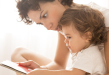 Wspólne czytanie kształtuje więzi Warto czytac dzieciom