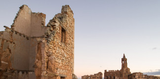 Belchite – hiszpańskie miasto duchów Ruiny Belchite