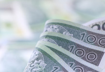 Banki i oszczędności? Najczęściej debatujemy o nich w internecie W internecie o bankach