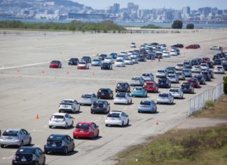 Rekord Guinnessa na paradzie Priusów w Kalifornii Parada hybryd
