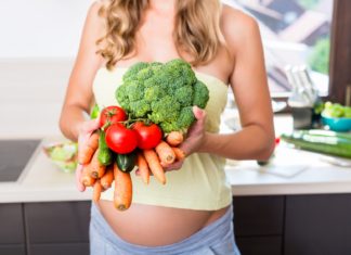 Jakie produkty spożywcze sprawdzą się w diecie przyszłej mamy? Super produkty dla przyszłej mamy