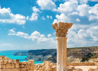 Największe kurorty wakacyjne na Cyprze Największe kurorty wakacyjne na Cyprze