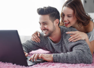 Sklepy internetowe: różnice cen sięgają nawet kilkuset procent Różnice cen w e-handlu