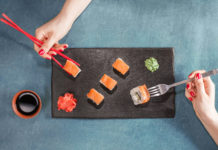 Faux pas po japońsku Czego nie robić jedząc sushi?