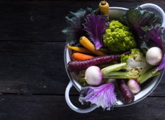 Coraz chętniej sięgamy po produkty eko Kupujemy warzywa eko