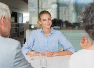 Jak wytłumaczyć się z luk w CV? Przerwa w CV