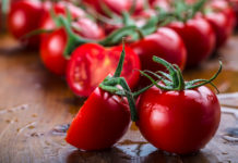 7 produktów, które znakomicie nawadniają organizm Co najlepiej nawadnia