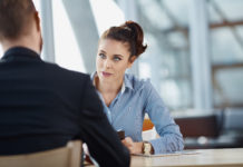 Te pytania potrafią zepsuć rozmowę o pracę. Sprawdź, jak z nich wybrnąć Rozmowa rekrutacyjna zaskakujące pytania