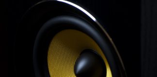 Najlepsze głośniki, czyli jak zapewnić doznania muzyczne na sylwestra głośnik