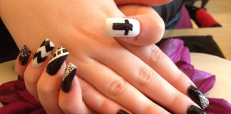 Właściwy pilniczek do paznokci to podstawa manicure Czarno-białe paznokcie