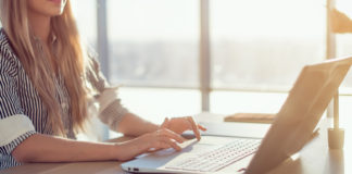 Astroturfing to coraz większy problem w Internecie Astroturf marketing