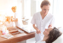 Wybór gabinetu kosmetycznego. Na co zwrócić uwagę, żeby nie żałować? Gabinet kosmetyczny