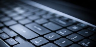 Zasoby informatyczne Twojej firmy potrzebują ochrony. Wiesz, jak ją zapewnić? Klawiatura