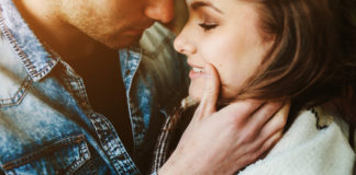 Sposoby na potencję – nie tylko leki na erekcję! Kobieta i mężczyzna