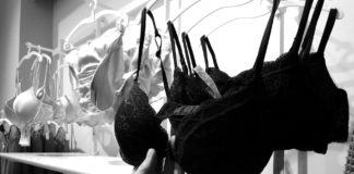 Co mówi o Tobie ulubiony kolor bielizny?