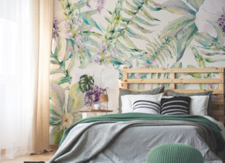 Rodzaje fototapet ściennych – na co zwrócić uwagę? Fototapeta na scianie sypialni