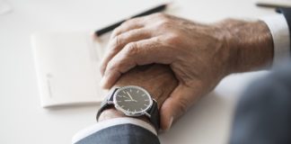 Zegarek na dzień ojca – jak wybrać ten najlepszy?