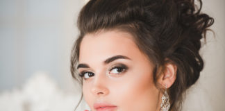 Jak samodzielnie wykonać makijaż na wesele Jak samodzielnie wykonać makijaż na wesele