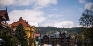 Rodzinny wypad do Krynicy Zdrój – ciekawe atrakcje Krynica Zdrój podczas spaceru