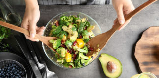 Przepyszne sałatki, dzięki którym zapomnisz, że jesteś na diecie Pyszna sałatka z brokułem