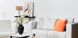 3 modne rozwiązania, które odmienią Twój salon Trendy jesienne aranżacja salonu Westwing