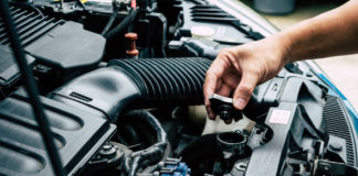 Dlaczego przed zimą warto zadbać o płyny chłodnicze? Jak dbać o układ chłodniczy?