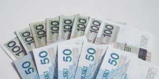 Pożyczka gotówkowa – na jakich warunkach jest udzielana? pieniądze 50zł 100 zł