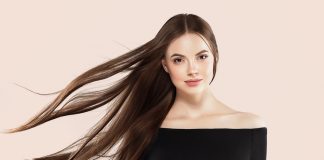 Organiczne kosmetyki naturalne działają lepiej niż chemia? Kosmetyki organiczne i ekologiczne kobieta z długimi włosami kosmetyki organiczne