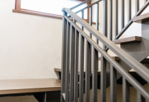 Balustrady ze stali nierdzewnej wewnątrz domu schody balustrada