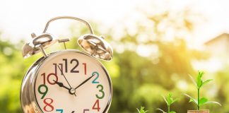 Chwilówka online – jak wziąć? chwilówka zegar monety