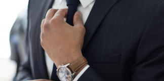 Jak dobrać zegarek do eleganckiej sukienki i garnituru? Zapamiętaj tych kilka prostych rad! elegancki zegarek męski