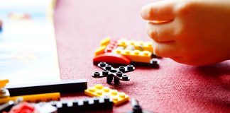 Kolory do pokoju chłopca – kilka pomysłów na modny wystrój klocki lego pokój dziecięcy