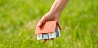 Myślisz o zakupie działki? Sprawdź, co musisz wiedzieć przed podjęciem decyzji! budowa domu na działce