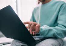 Pożyczki dla zadłużonych – czy warto je brać? pożyczka internet