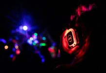 Cicha impreza? Dowiedz się czym jest silent disco! Silent Disco
