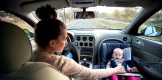 Jak przygotować się do pierwszej wyprawy z niemowlęciem? podróż z niemowlęciem