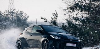 Jazda po zamarzniętym jeziorze – co sprawdzić w ofercie? ice driving finlandia