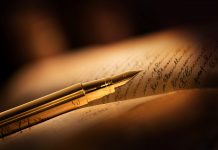 Precyzyjne pisanie z historią w tle pióro do kaligrafii