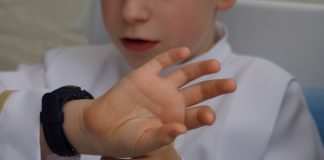 Zegarek komunijny – spraw dziecku radość i podkreśl jego dorosłość zegarek na komunię