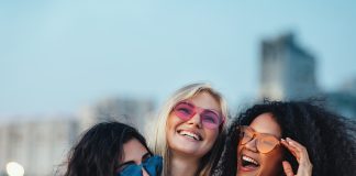 Okulary z polaryzacją — jak działają i czy warto w nie inwestować? okulary z polaryzacją