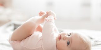 Wspierające rozwój prezenty dla niemowlaka. Zobacz nasze propozycje małe dziecko