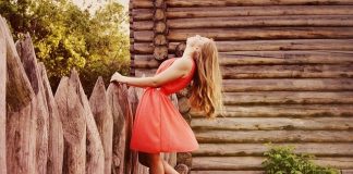 Co warto zakładać w tym sezonie na imprezy okolicznościowe? sukienka na imprezę