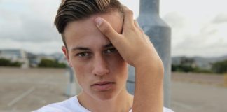 Przeszczep włosów Turcja – dlaczego warto zdecydować się na zabieg za granicą? transplantacja włosów