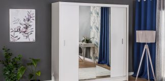 Szafy z lustrem – idealny wybór do niewielkiego pokoju młodzieżowego szafa z lustrem