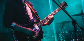 Jak wybrać właściwą gitarę elektryczną? gitara elektryczna