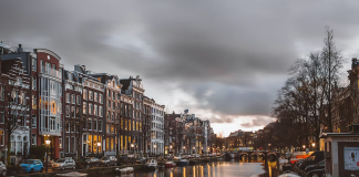 Zarabiasz w Holandii? Ubezpiecz siebie i swoich bliskich! praca w holandii