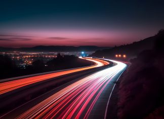 Inteligentne autostrady: Czy technologia może rozwiązać problem korków? inteligentne autostrady