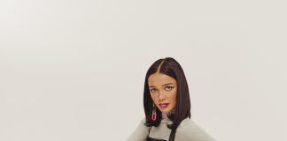 Gładkie rajstopy na jesień – doskonałe połączenie wygody i stylu czerwone rajstopy