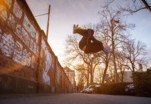 Parkour – filozofia ruchu jako sposób na miejską dżunglę Parkour