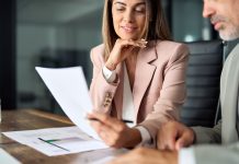 Strategie radzenia sobie z trudnymi klientami i kontrahentami negocjacje z trudnym kontrahentem